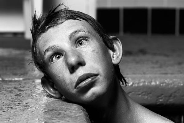 缘之空借兄妹情纠葛引发思索，为何对兄妹恋情描绘引争议？