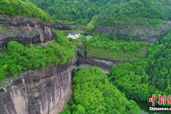 阅站漫画app最新版：免费搜索全网漫画，畅享多种便捷阅读体验