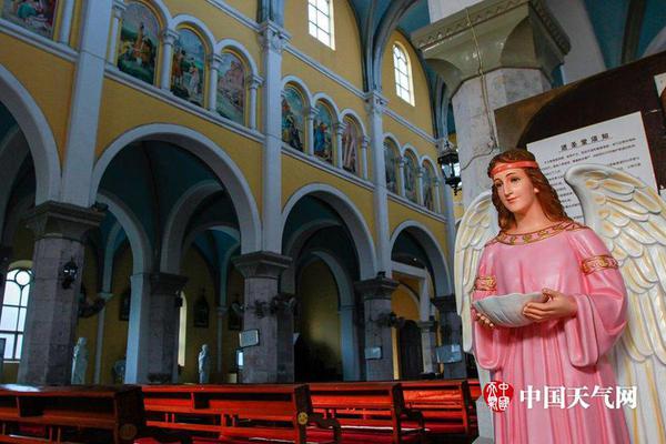 阅站漫画app最新版：免费搜索全网漫画，畅享多种便捷阅读体验