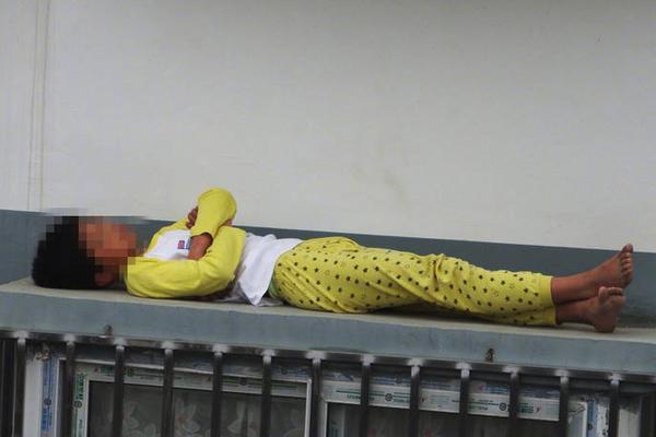 数字阅读普及下，韩漫免费观看的凯发k8国际首页登录的版权风险与安全提示