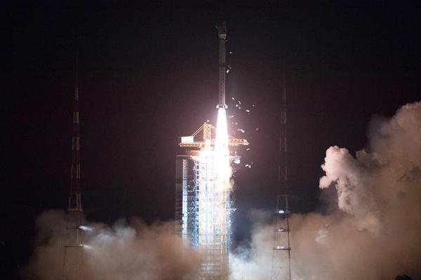 斗破苍穹老粉必看！正版免费观看渠道及支持正版的意义