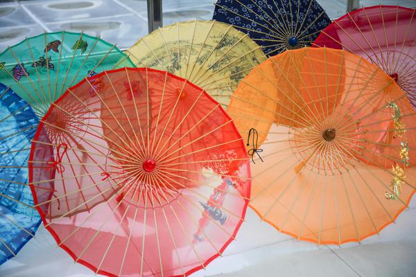 阅站漫画：资源丰富更新快，免费福利多，阅读体验超棒