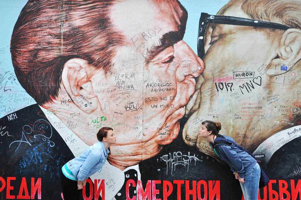 斗破苍穹老粉必看！正版免费观看渠道及支持正版的意义