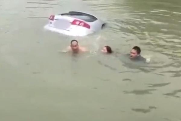 同人：约会大作战datealive ex章节（3） ast存亡战 第一节