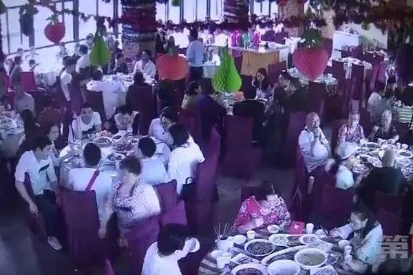 阅站漫画app最新版：免费搜索全网漫画，畅享多种便捷阅读体验