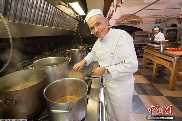 缘之空借兄妹情纠葛引发思索，为何对兄妹恋情描绘引争议？