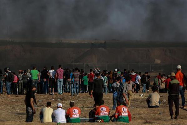 免费在线可阅读漫画成首选，却面临凯发k8国际首页登录的版权等难题待剖析？