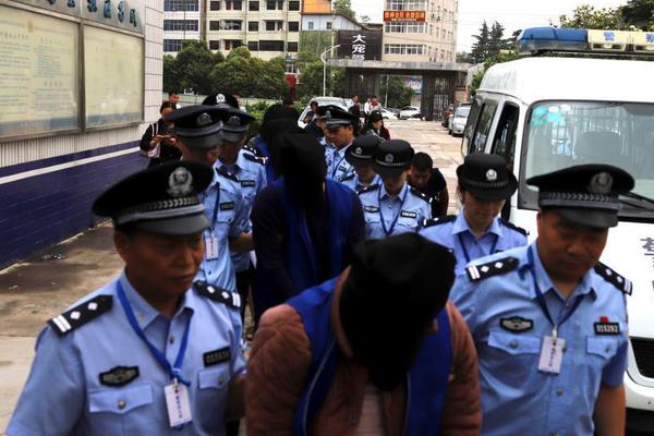 都市仙王下拉式漫画免费