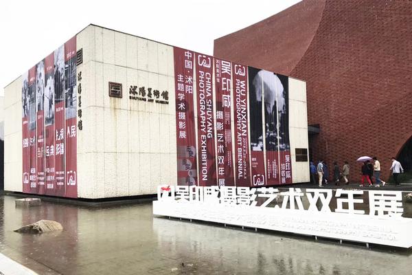 阅站漫画：资源丰富更新快，免费福利多，阅读体验超棒