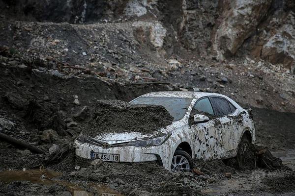 阅站漫画app最新版：免费搜索全网漫画，畅享多种便捷阅读体验