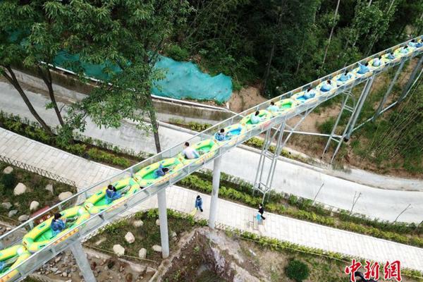 《海贼王第890集》在线观看