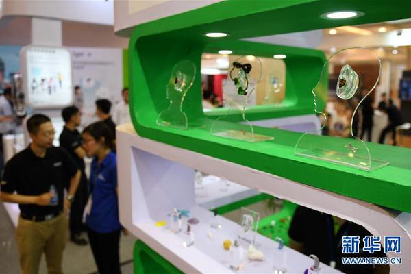 《嫡女重生凤倾天下》