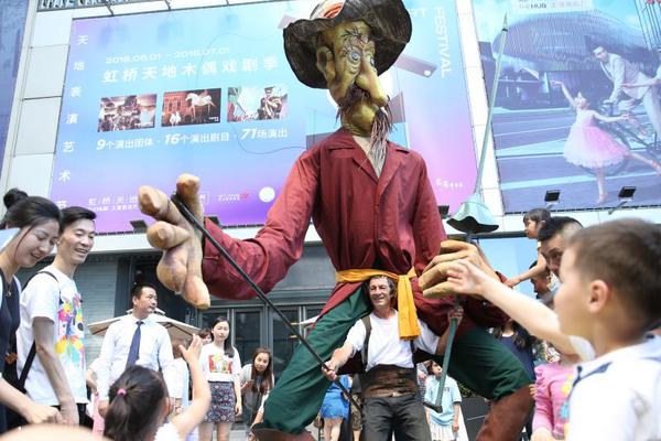 免费漫画阅站官方正版：无广告弹窗，全网漫画免费看