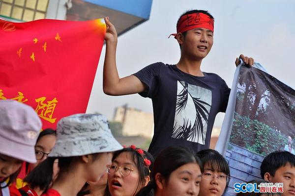 缘之空借兄妹情纠葛引发思索,为何对兄妹恋情描绘引争议?