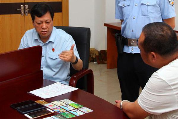 阅站漫画app最新版:免费搜索全网漫画,畅享多种便捷阅读体验