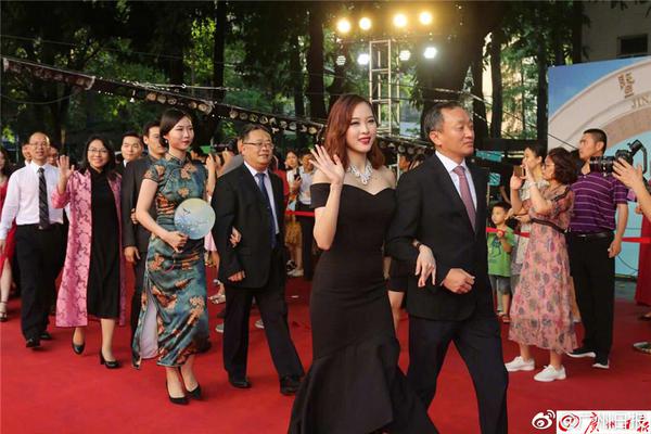 笔趣阁手机版：优质小说阅读软件，类型全且可自由查找