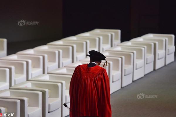 异世界搞笑冒险番为何吸引人？独特设定与反差角色是关键