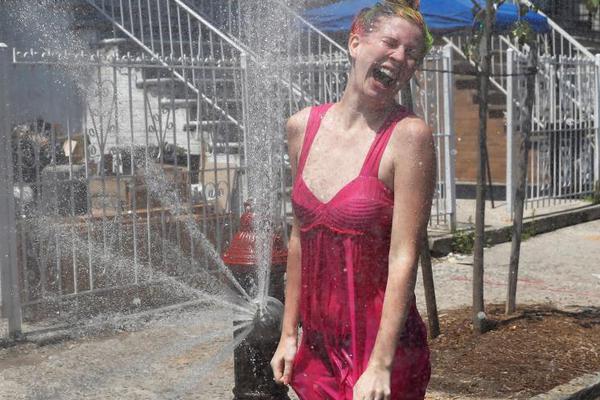 何故为卿狂原本小说