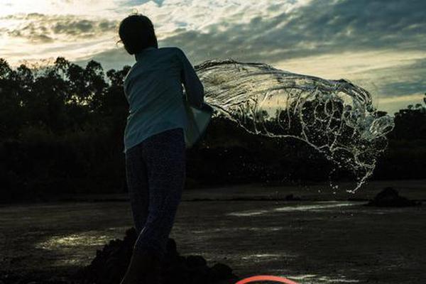 数字阅读普及下，韩漫免费观看的凯发k8国际首页登录的版权风险与安全提示