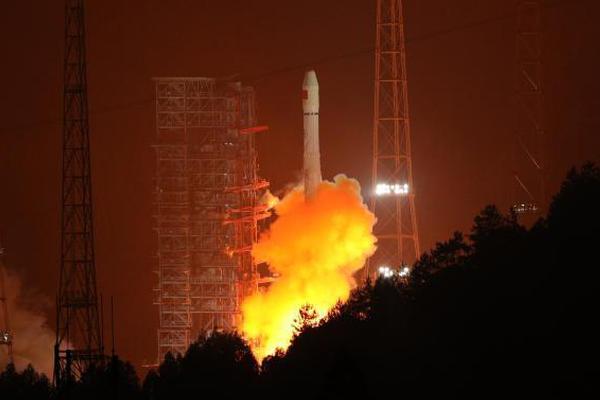 数字阅读普及下，韩漫免费观看的凯发k8国际首页登录的版权风险与安全提示