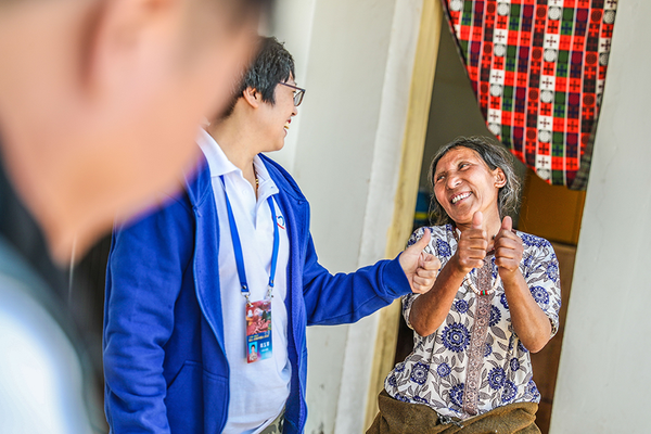 免费在线可阅读漫画成首选，却面临凯发k8国际首页登录的版权等难题待剖析？