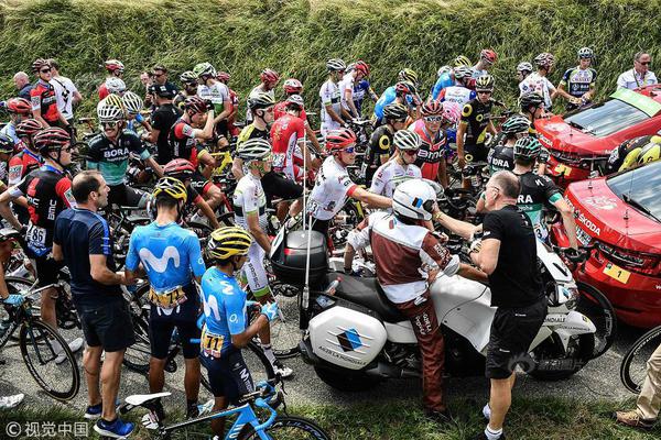 数字阅读普及下，韩漫免费观看的凯发k8国际首页登录的版权风险与安全提示