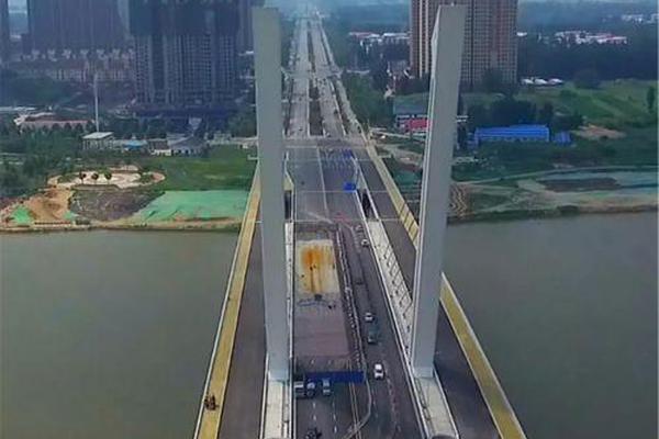 免费漫画阅站官方正版：无广告弹窗，全网漫画免费看