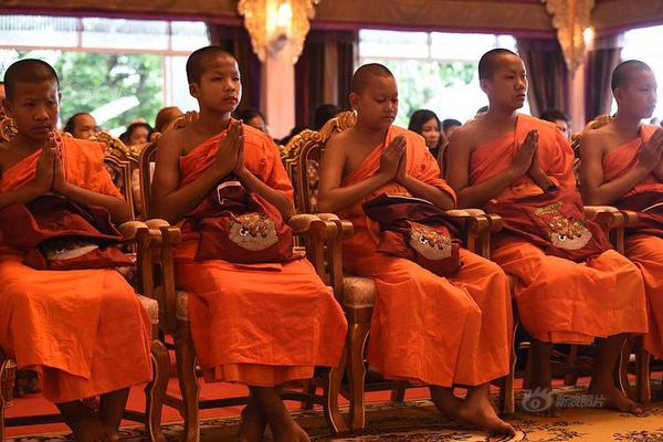 同人：约会大作战datealive ex章节（3） ast存亡战 第一节