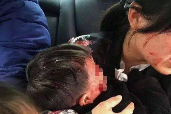 异世界搞笑冒险番为何吸引人？独特设定与反差角色是关键