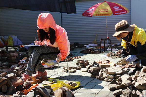 数字阅读普及下，韩漫免费观看的凯发k8国际首页登录的版权风险与安全提示