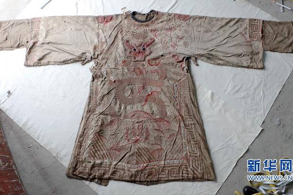 datealive 地铁逃生回归！biubiu免费加速，畅玩海量海内外精品手游