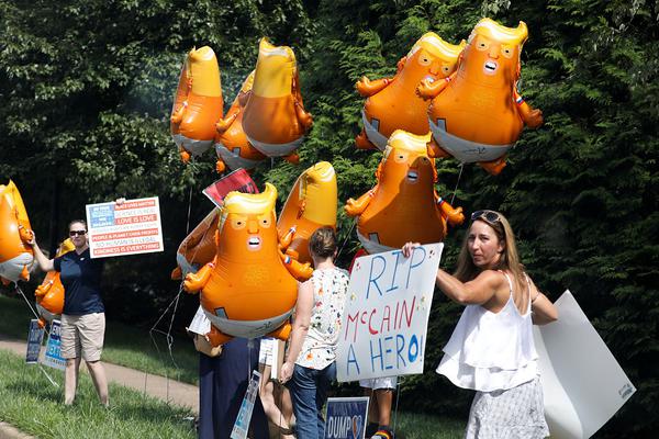 免费在线可阅读漫画成首选，却面临凯发k8国际首页登录的版权等难题待剖析？