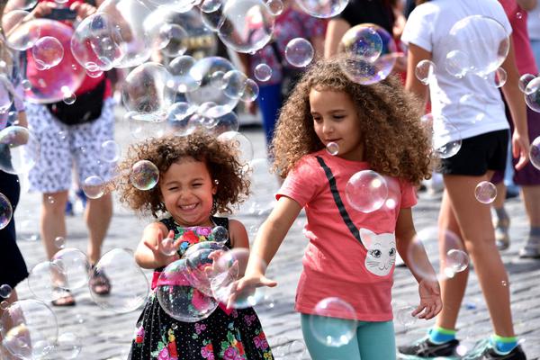 影视作品中万人迷反派为何更吸睛？如何塑造有魅力反派？