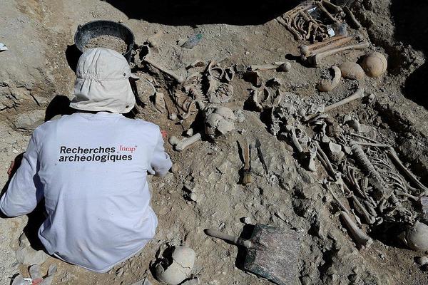 同人：约会大作战datealive ex章节（3） ast存亡战 第一节