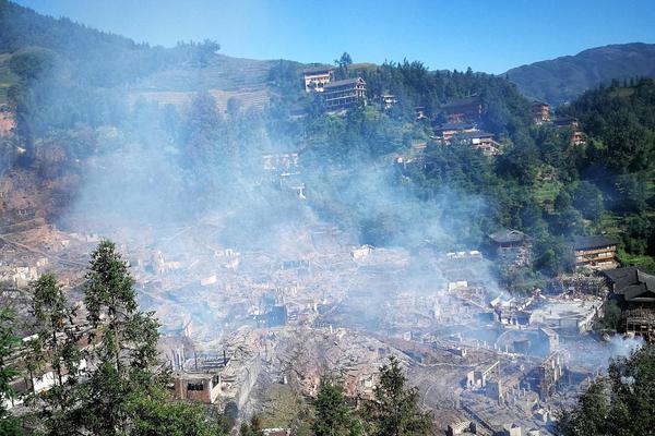 免费漫画阅站官方正版：无广告弹窗，全网漫画免费看