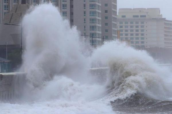 最新的古风漫画