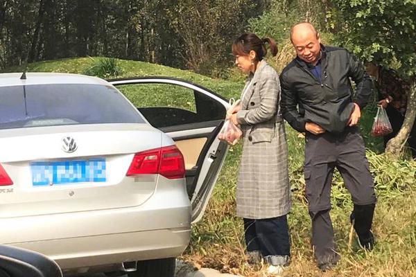 阅站漫画app最新版：免费搜索全网漫画，畅享多种便捷阅读体验