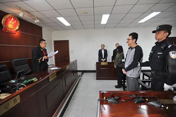 缘之空借兄妹情纠葛引发思索，为何对兄妹恋情描绘引争议？