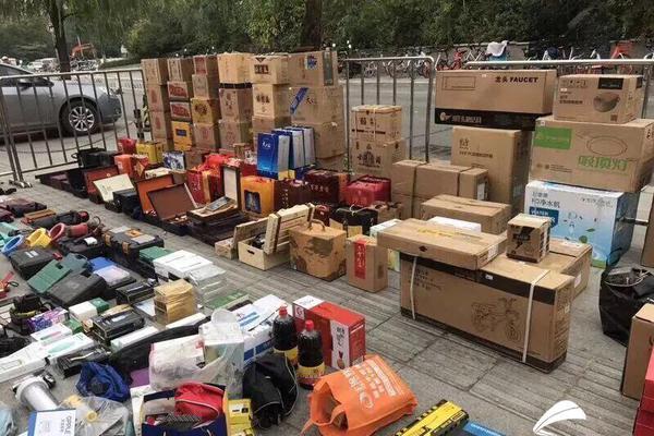 免费漫画阅站官方正版：无广告弹窗，全网漫画免费看