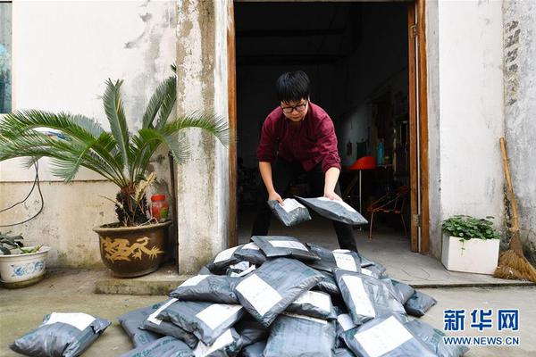 我的贴身校花黑暗改编下载