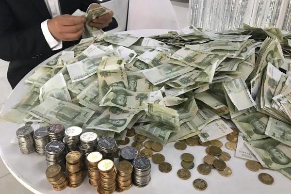 免费漫画阅站官方正版：无广告弹窗，全网漫画免费看