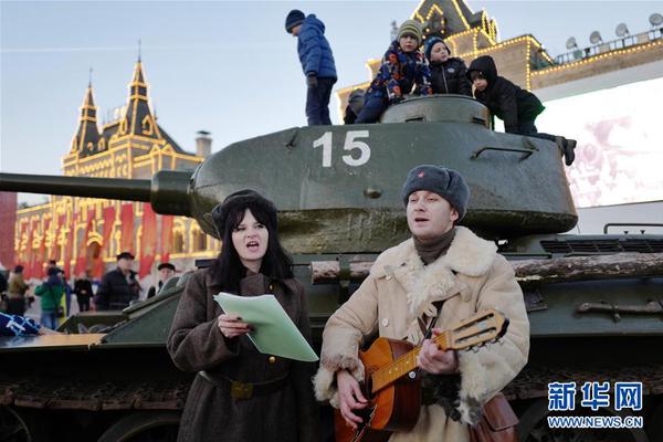 《海贼王第890集》在线观看