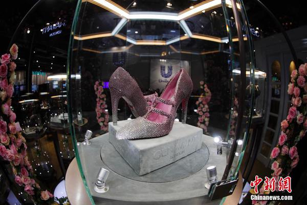 datealive 地铁逃生回归!biubiu免费加速,畅玩海量海内外精品手游