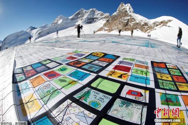 免费漫画阅站官方正版：无广告弹窗，全网漫画免费看