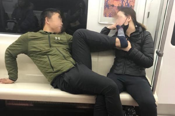 《海贼王第890集》在线观看