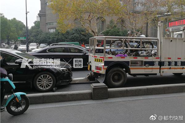 异世界搞笑冒险番为何吸引人？独特设定与反差角色是关键