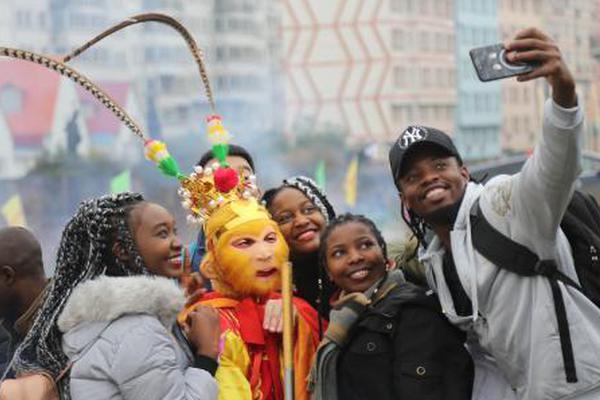 《海贼王第890集》在线观看