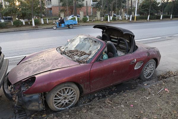 神医嫡女漫上拉式六漫画