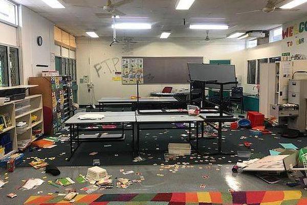 同人：约会大作战datealive ex章节（3） ast存亡战 第一节