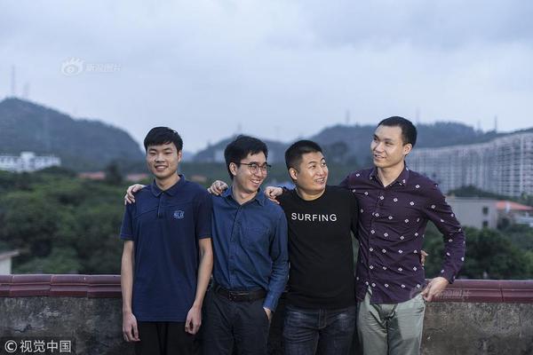 阅站漫画app最新版：免费搜索全网漫画，畅享多种便捷阅读体验